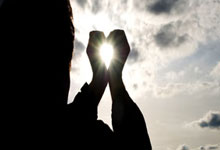 詹姆斯三分球命中率為零全場得到27分和14個籃板 哈迪暫停引發熱議 湖人險勝爵士.